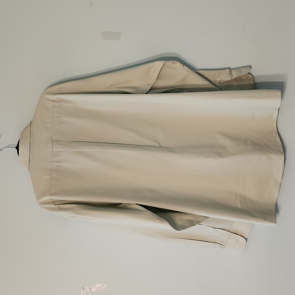 Dress shirt no iron - Picture 3 of 3